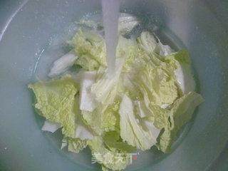 白菜圆蛤汤的做法步骤：2