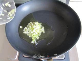 彩椒虾仁炒饭的做法步骤：8
