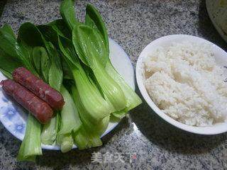 脆皮肠青菜泡饭的做法步骤：1