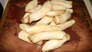 杏鲍菇豆豉酱的做法步骤：1
