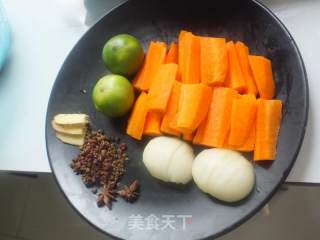 秘制泡椒凤爪的做法步骤：2