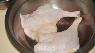 冬瓜鸭腿汤的做法步骤：1