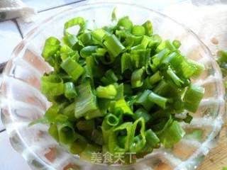 胡萝卜木耳馅饼的做法步骤：1