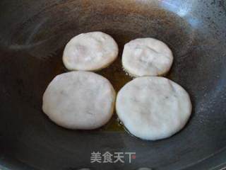 胡萝卜木耳馅饼的做法步骤：7