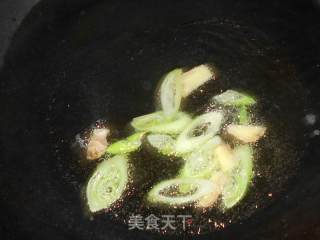 疙瘩汤的做法步骤：1