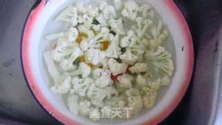 【培根炒花菜】的做法步骤：1