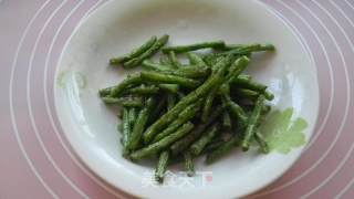 【鱼香茄子烧豆角】的做法步骤：3