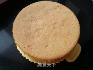 八寸戚风蛋糕的做法步骤：8