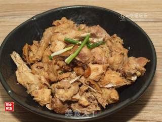 香菇焖鸡：将食材的美味发挥得淋漓尽致的做法步骤：15