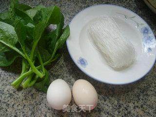木耳菜鸡蛋粉丝汤的做法步骤：1