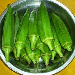 秋葵炒肉----献给爸爸老公的菜的做法步骤：1