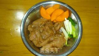 秋葵炒肉----献给爸爸老公的菜的做法步骤：3
