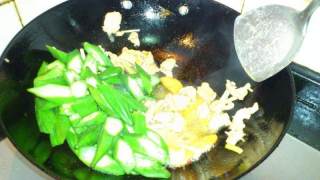 秋葵炒肉----献给爸爸老公的菜的做法步骤：6