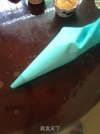 奶油小蛋糕的做法步骤：8