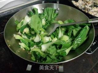 清炒上海青的做法步骤：2