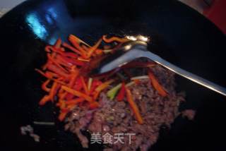韭黄炒牛肉的做法步骤：5