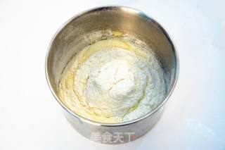 怎么做蛋糕（用烤箱做戚风蛋糕）的做法步骤：4