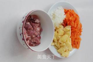 羊肉焖饭的做法步骤：1
