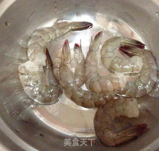 虾仁蒸蛋羹的做法步骤：1