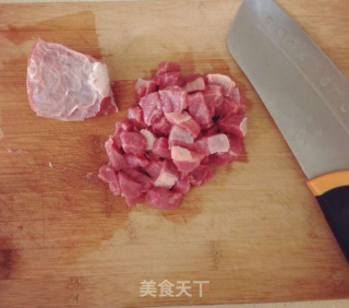 土豆烧牛肉的做法步骤：2