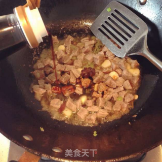 土豆烧牛肉的做法步骤：7