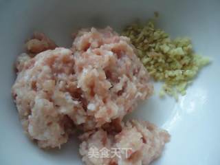 毛豆肉末炒辣椒的做法步骤：2