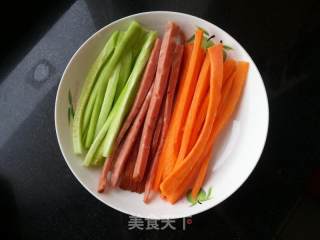 寿司的做法步骤：1