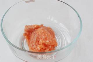 奶香三文鱼南瓜小饼----适合宝贝们吃的营养餐的做法步骤：3
