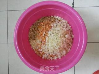 传统五仁月饼的做法步骤：3