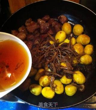 栗子焖肉的做法步骤：5