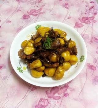 栗子焖肉的做法步骤：9