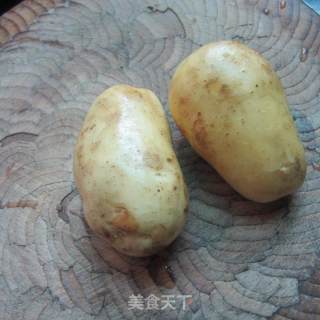 蒸土豆片的做法步骤：1