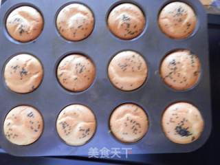 黑芝麻蛋糕的做法步骤：7