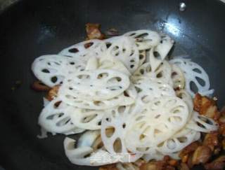 肉炒藕片的做法步骤：7