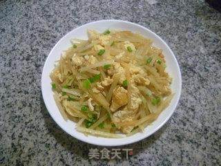 鸡蛋炒土豆的做法步骤：12