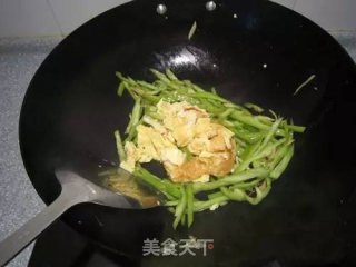 尖椒炒鸡蛋的做法步骤：9