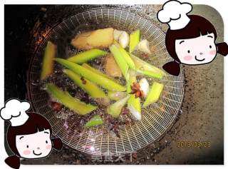 干烧黄鱼的做法步骤：9