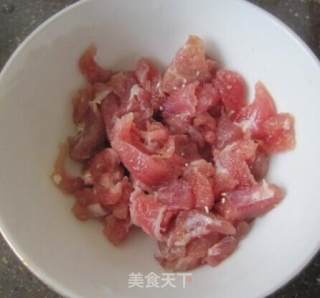 西兰花炒肉的做法步骤：2