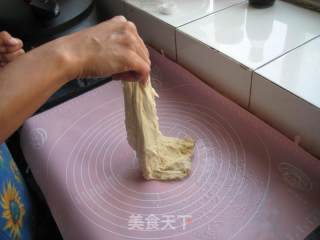 膨松酥软小油条的做法步骤：5