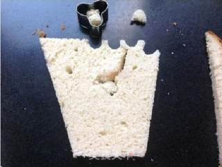 孩子开学最爱——海绵宝宝面包餐的做法步骤：3