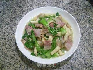 咸五花肉秀珍菇炒青菜的做法步骤：9