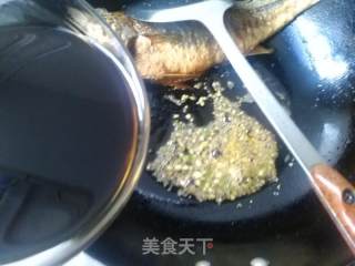 糖醋黄鱼的做法步骤：8