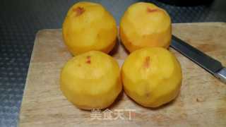 黄桃罐头的做法步骤：3