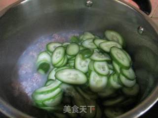 肉圆黄瓜粉丝汤的做法步骤：6
