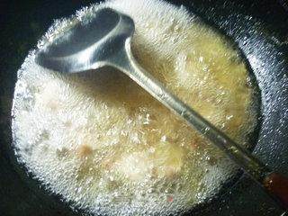 梅干菜茭白烧五花肉的做法步骤：4