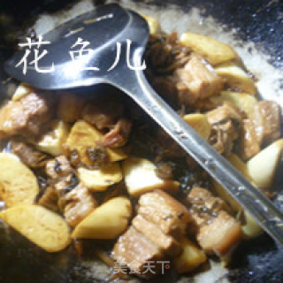 梅干菜茭白烧五花肉的做法步骤：11