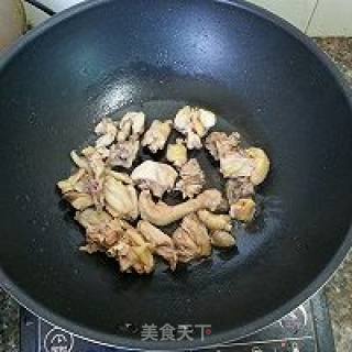 卤蛋板栗烧鸡的做法步骤：7