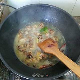 卤蛋板栗烧鸡的做法步骤：9
