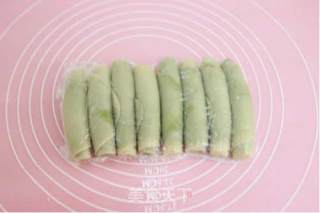 【番茄配方】抹茶红豆酥—— 抹茶味伴随左右萦绕心头的做法步骤：15