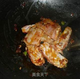 红烧草鱼块的做法步骤：3